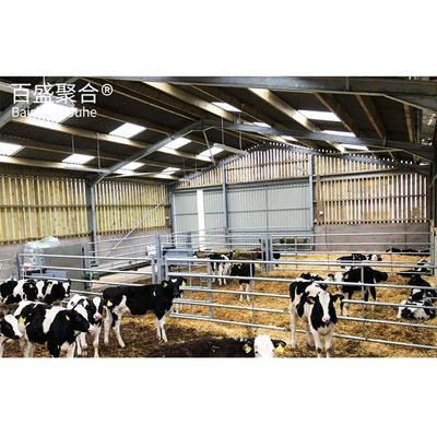 낮은 탄소 Q235/Q345 금속 말 창고 전공 금속 말 창고