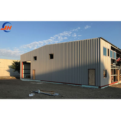 Prefab 작은 농장 창고 디자인 철강 구조 건물과 Q235/Q345B 등급