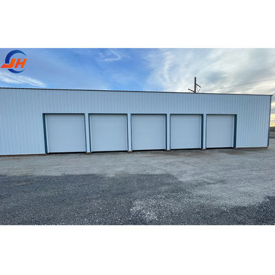 Prefab 작은 농장 창고 디자인 철강 구조 건물과 Q235/Q345B 등급